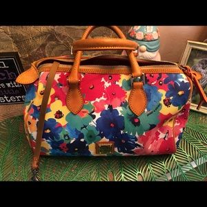 Dooney & Bourke Floral Speedy 30